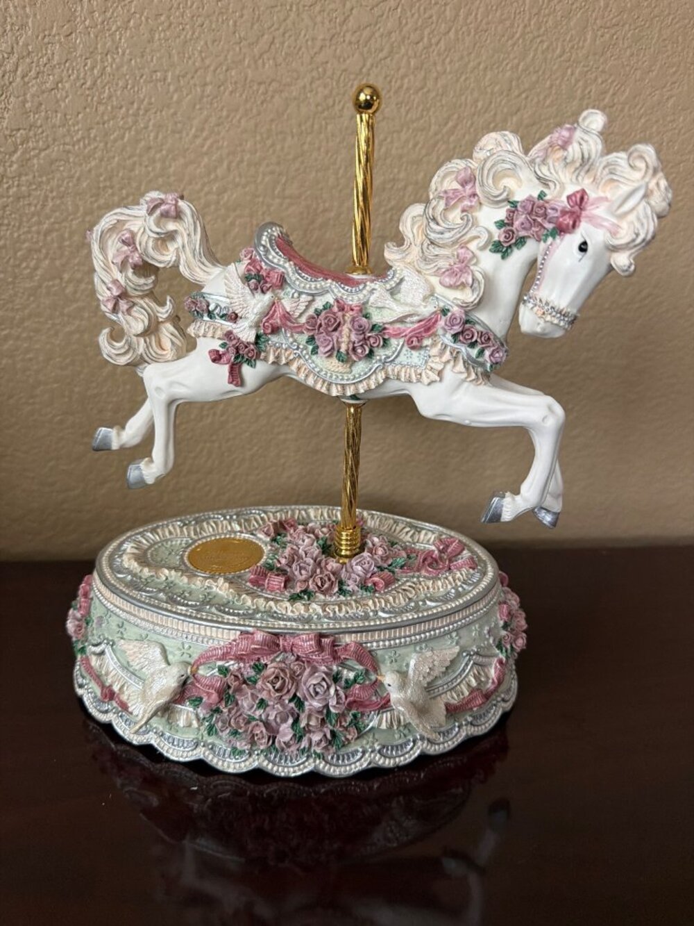 San Francisco Music Box Ltd Ed 41/4500 Caroline Carousel Horse Heart Will Go On